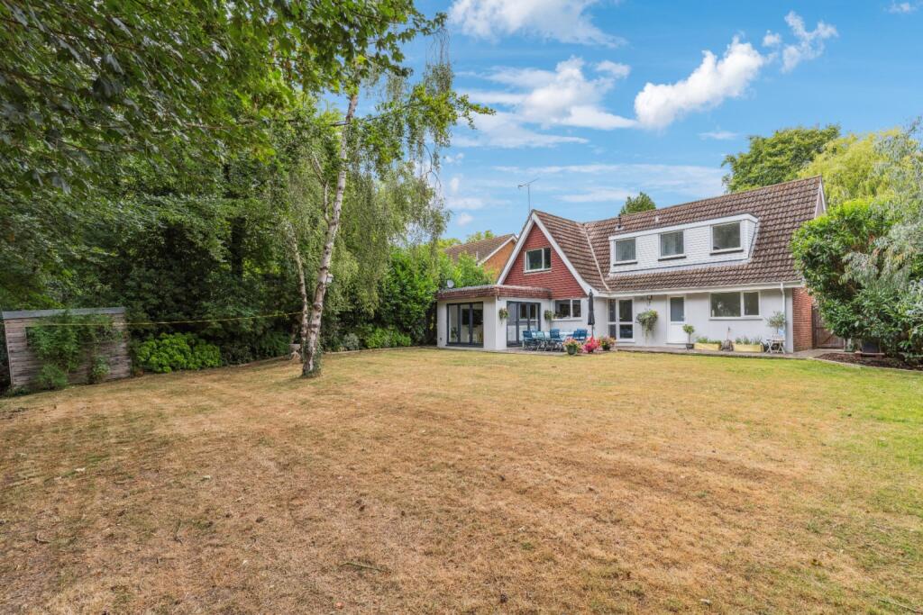 Mornington, Welwyn, Hertfordshire, AL6 0AJ