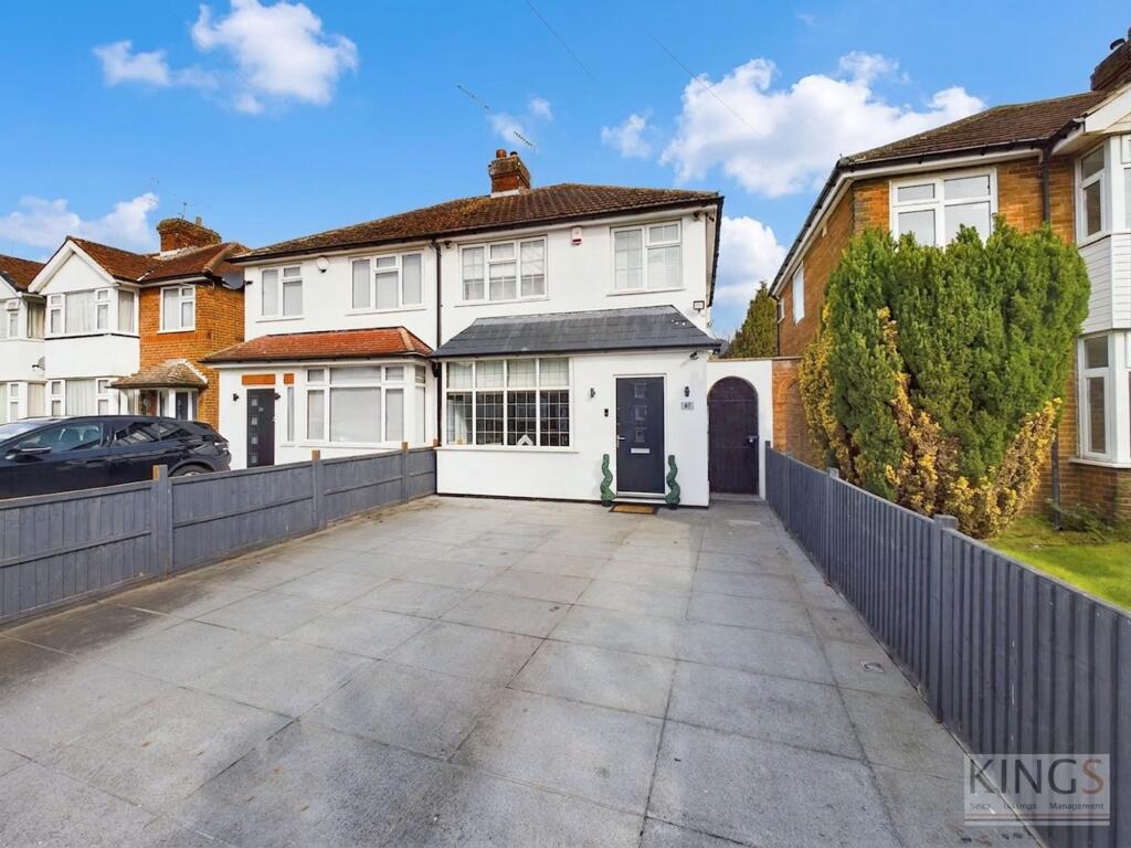 Heathcote Avenue, Hatfield, AL10