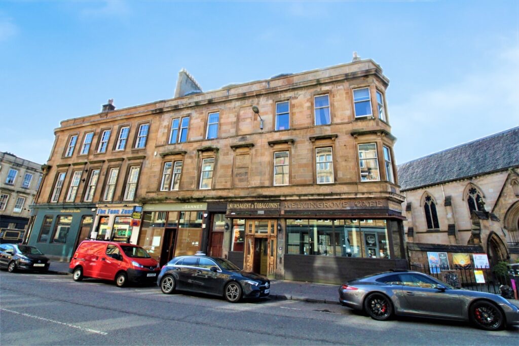 4 Bed Flat, Argyle Street, G3, N1 7GU