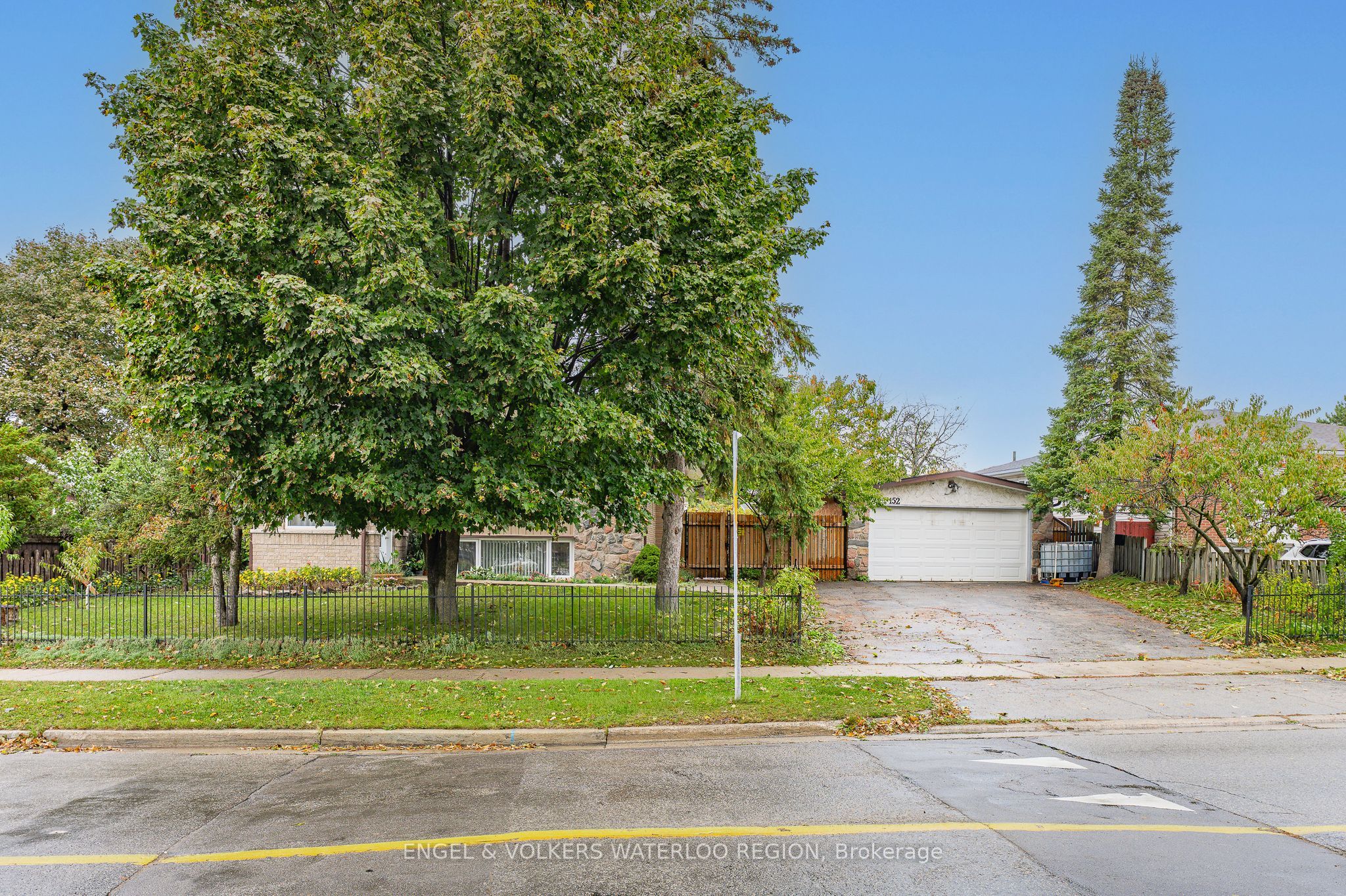 152 Kinzie Avenue, Kitchener, ON, N2A 2J8