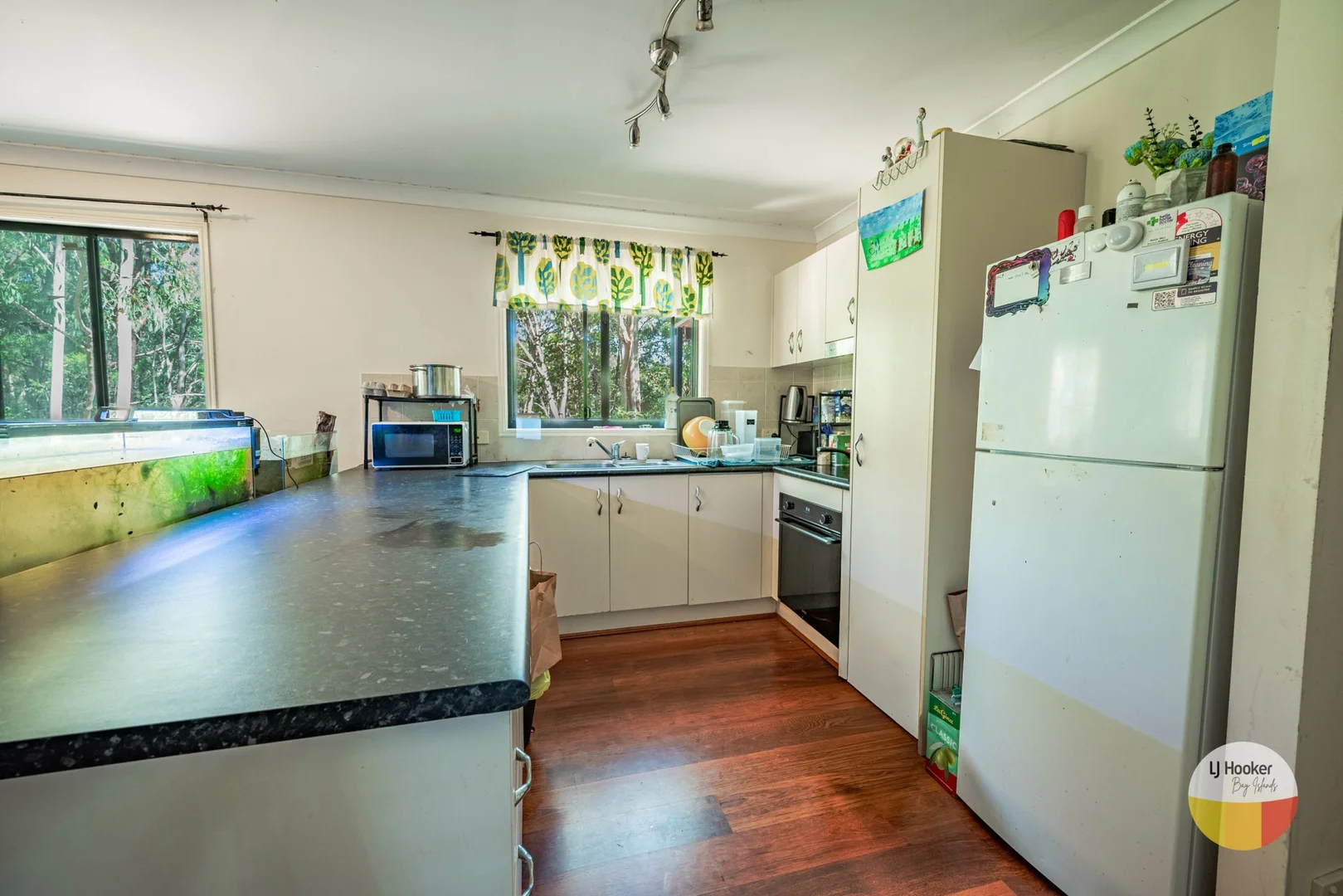 2 Murray Crescent, Russell Island QLD 4184 photo 2
