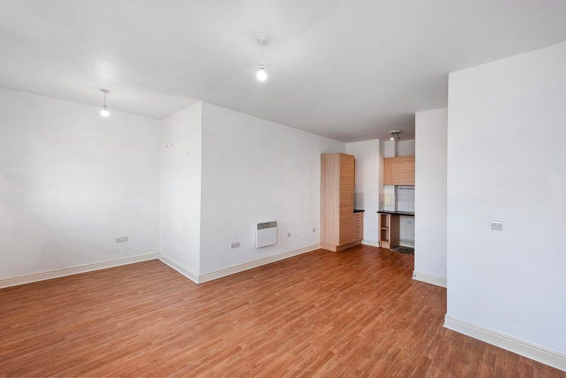 Additional image 2 of 1 bed flat for sale1 Bedroom Second Floor Apartment, Exchange Mews, Culverden Park Road, Tunbridge Wells TN4