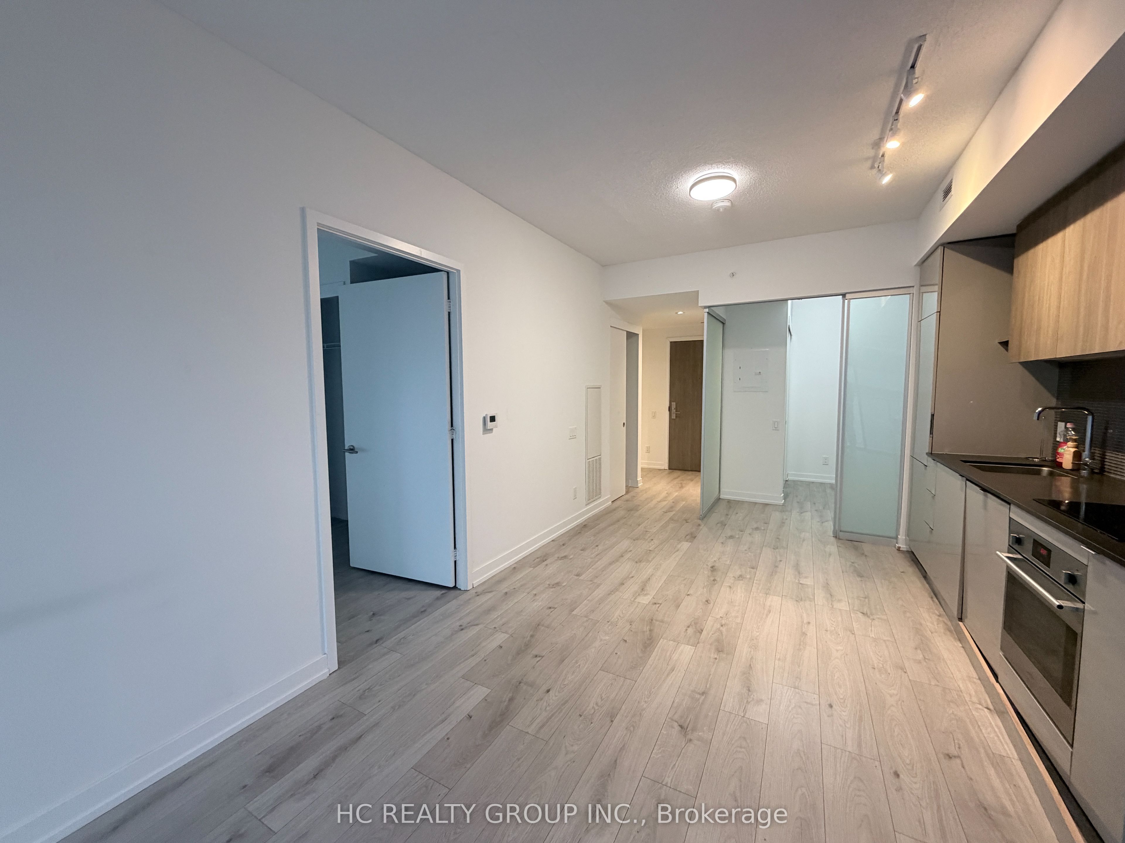 3606-161 Roehampton Avenue, Toronto, ON, M4P 0C8 photo 3