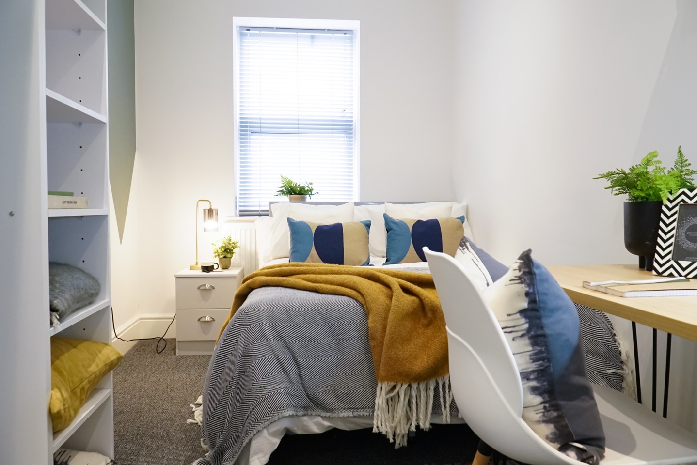 Room in a Shared House, Driffield St, M14, N1 7GU