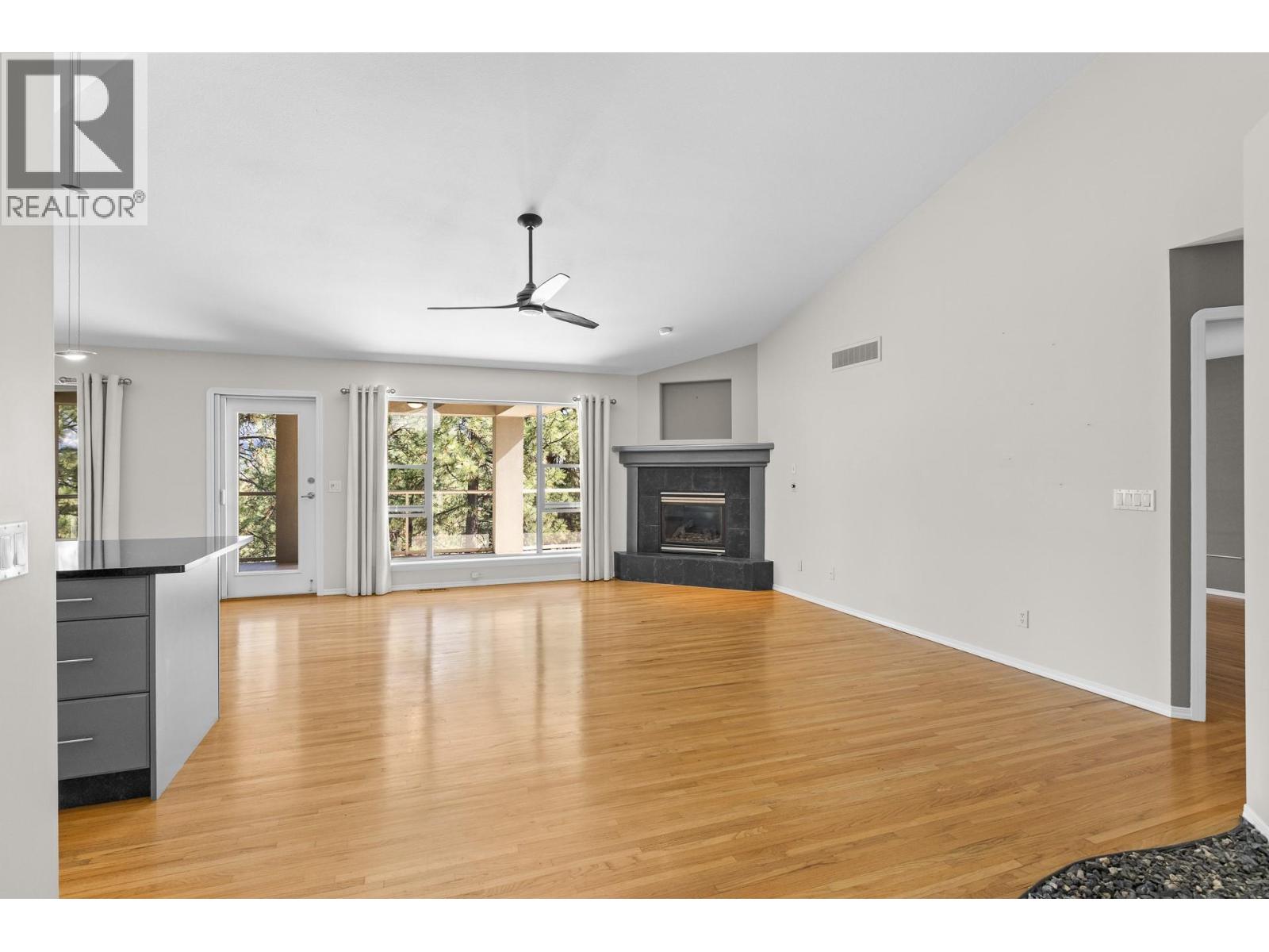 Additional image 5 of 2149 Capistrano Drive, Kelowna, BC, V1V2A3