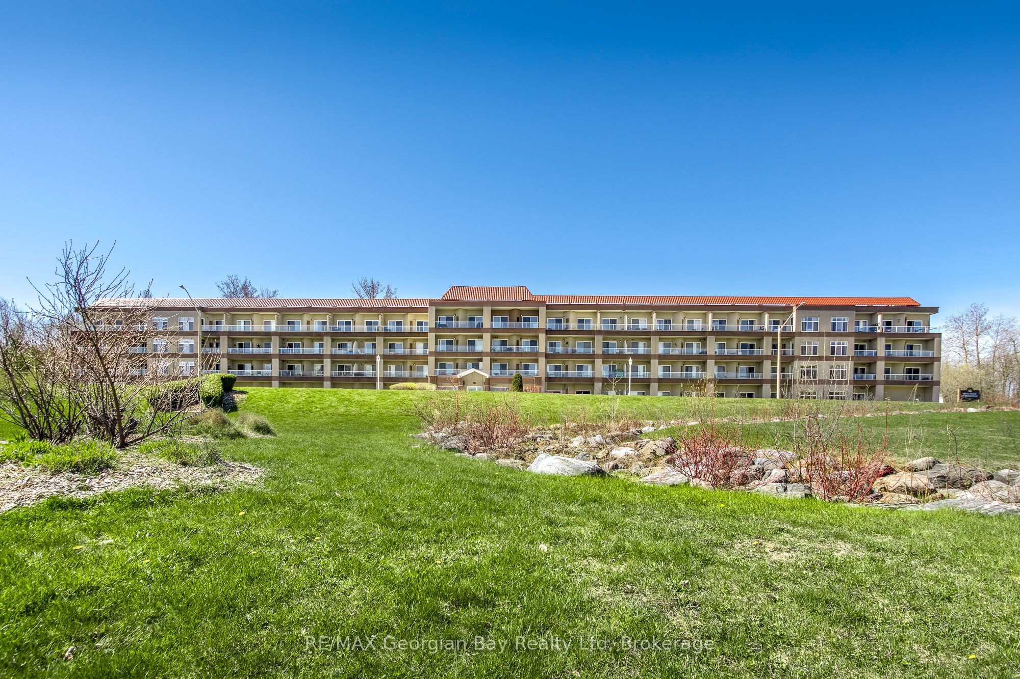 415-280 Aberdeen Boulevard, Midland, ON, L4R 5N4