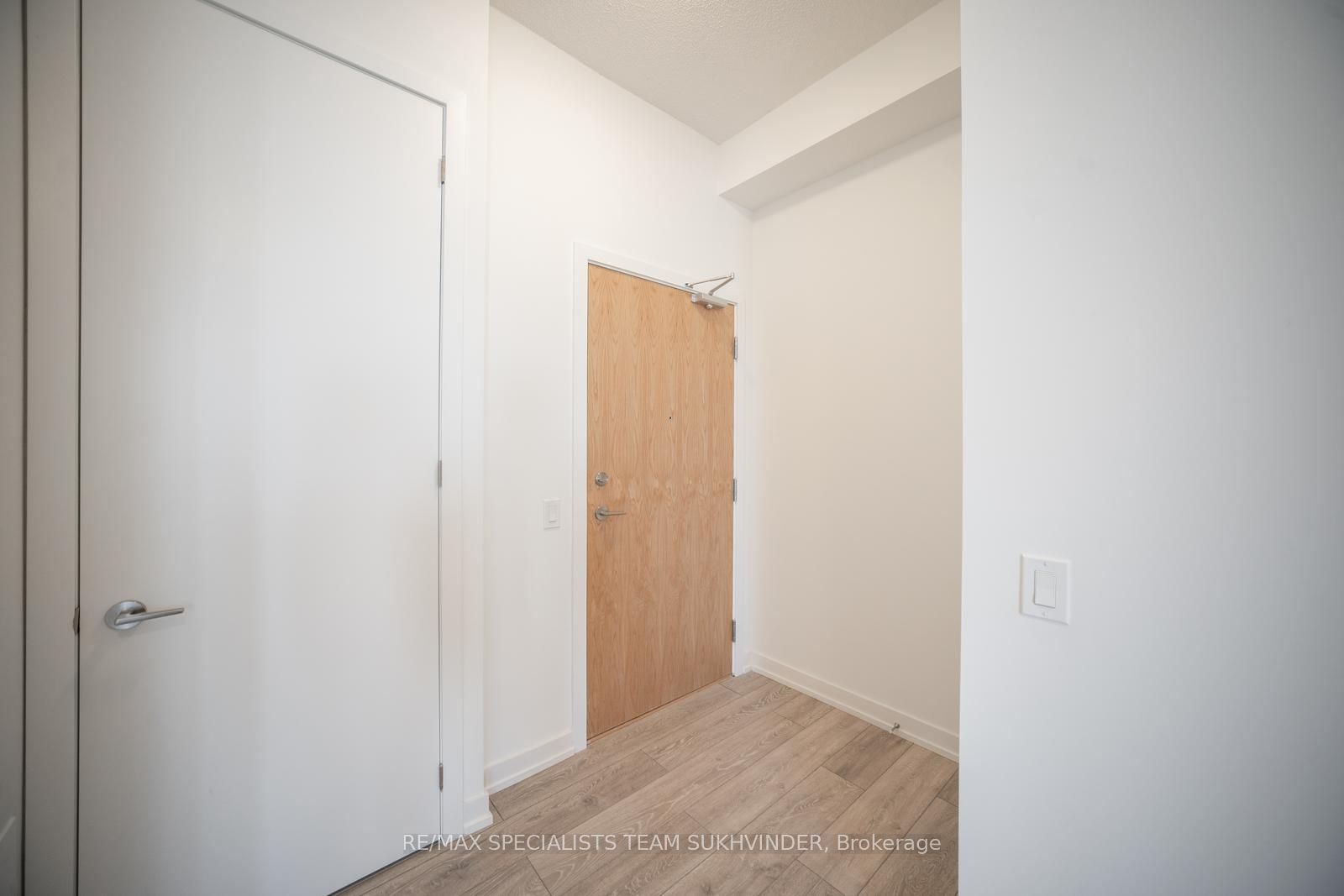 2705-1455 Celebration Drive, Pickering, ON, L1W 0C3 photo 4