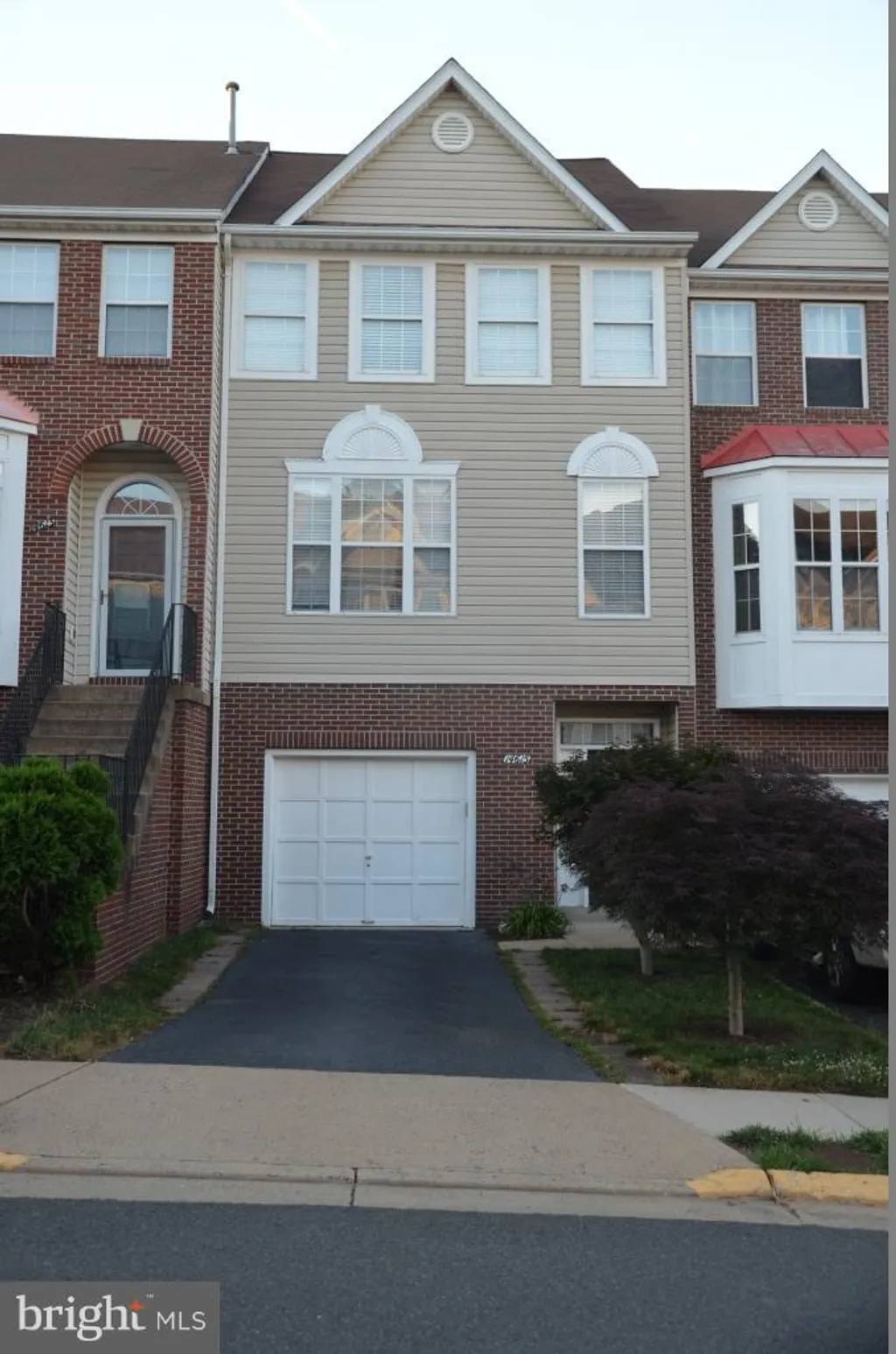 14615 Seasons Drive, Centreville, VA 20120