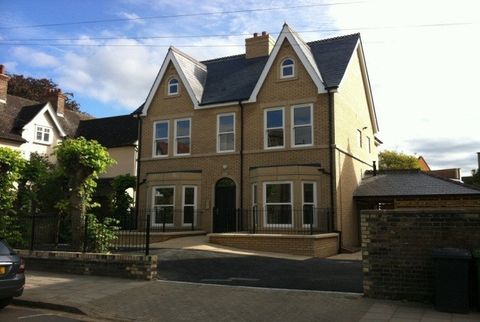 Flat Lime Tree House, St Barnabas Road CB1