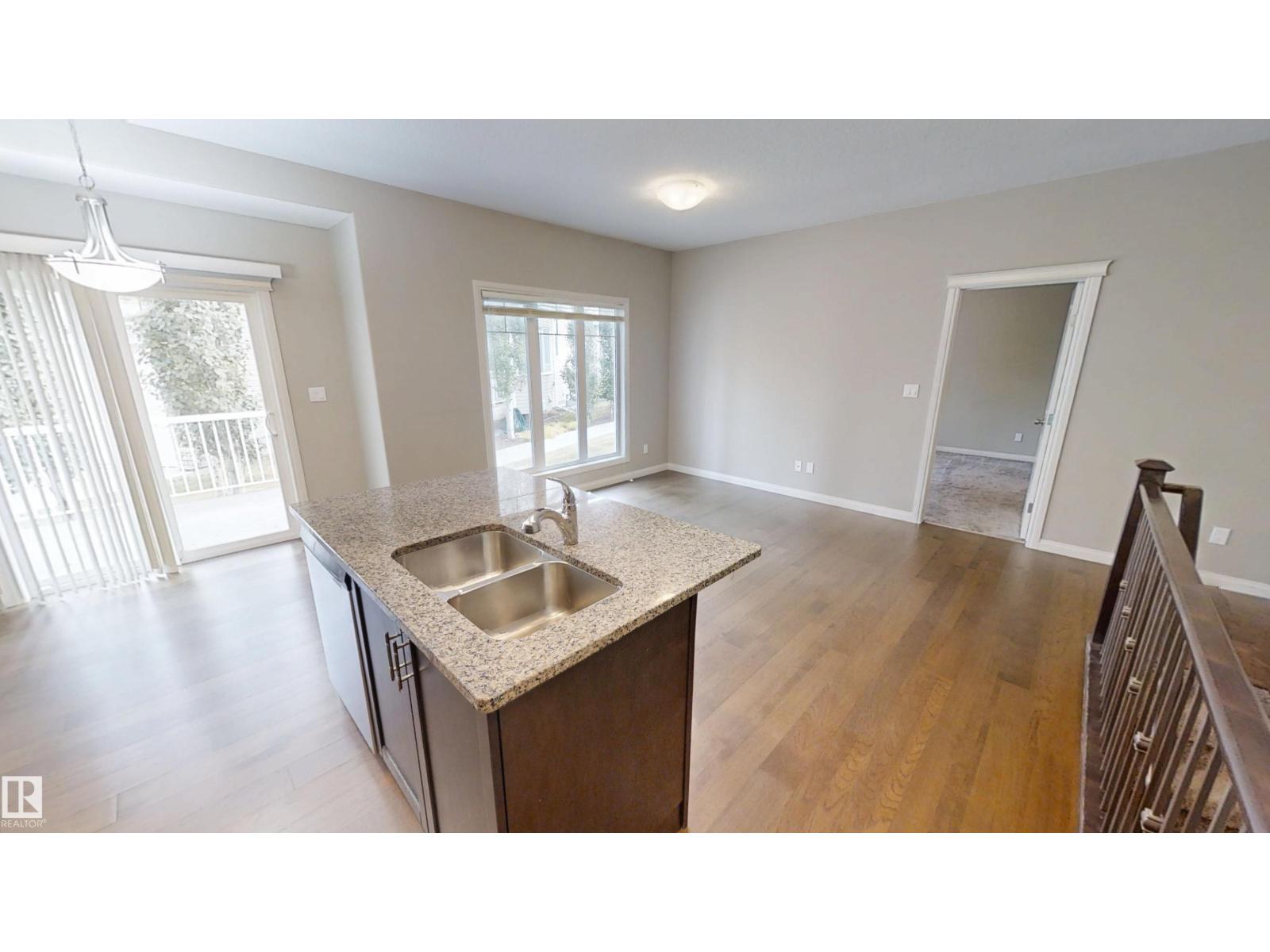 Additional image 3 of 59-18230 104a Street NW, Edmonton, AB, T5X0G9