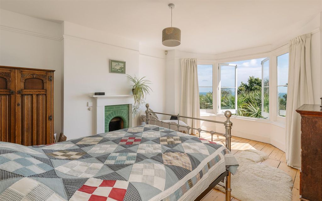 Additional image 23 of 4 bed property for saleBonchurch, Isle Of Wight PO38