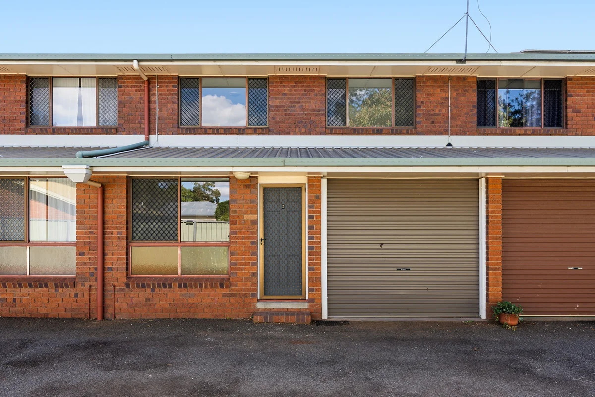 3/15 Edith Street, Newtown QLD 4350