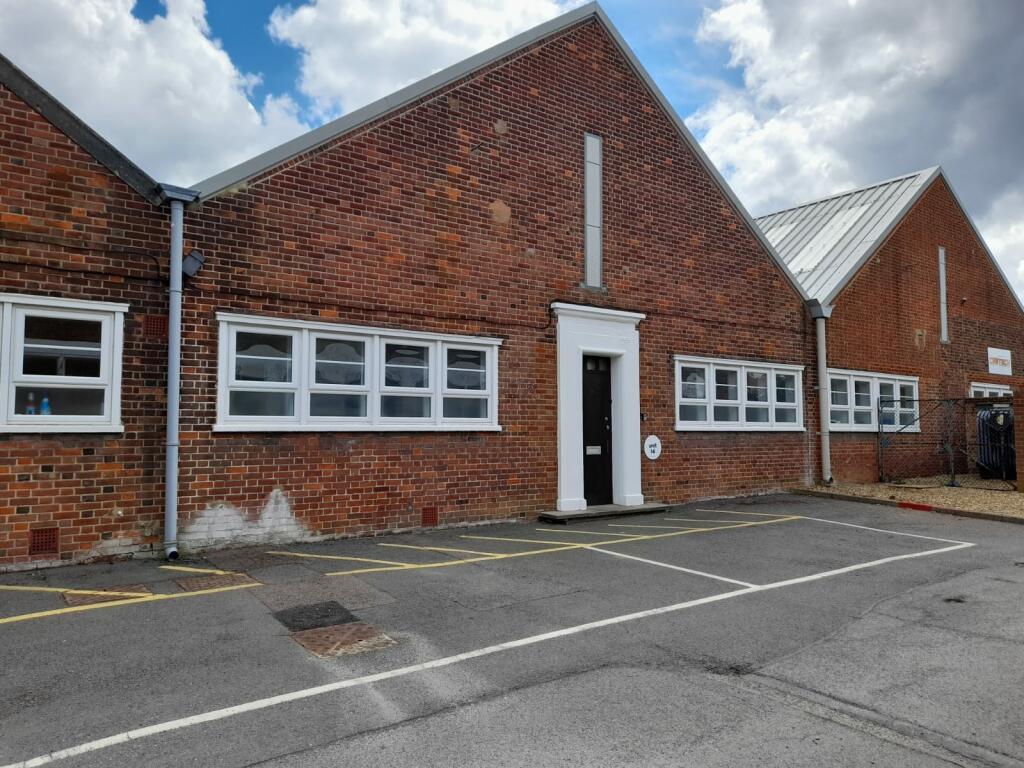 Additional image 9 of Tewin Court, Welwyn Garden City, Hertfordshire, AL7 1AU