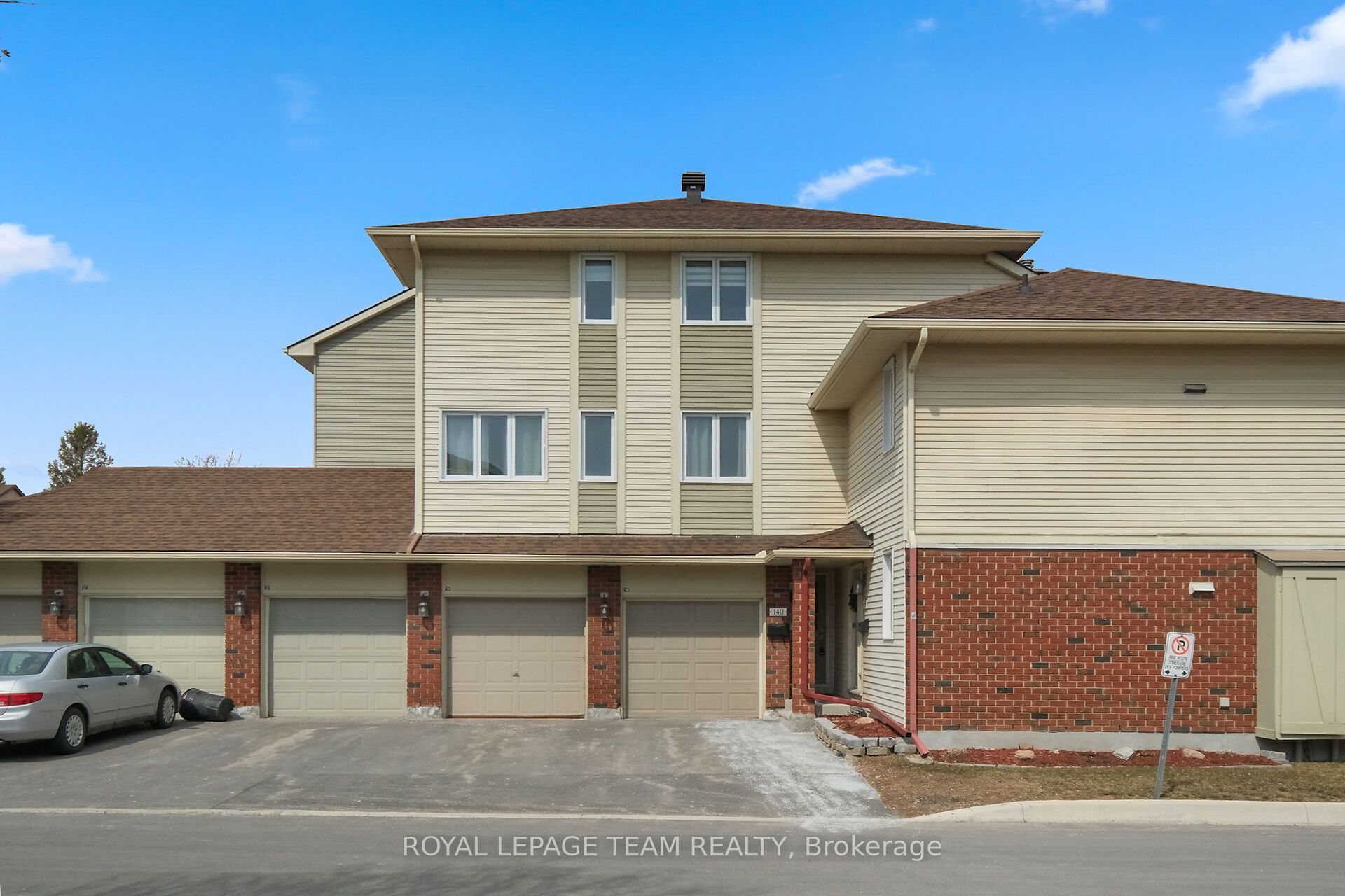 40-140 Rushford Private, Ottawa, ON, K1T 3E2