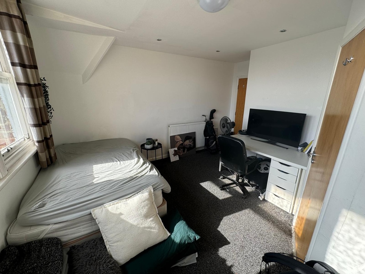 5 Bed Flat, Clarendon Road, LS2, N1 7GU photo 4