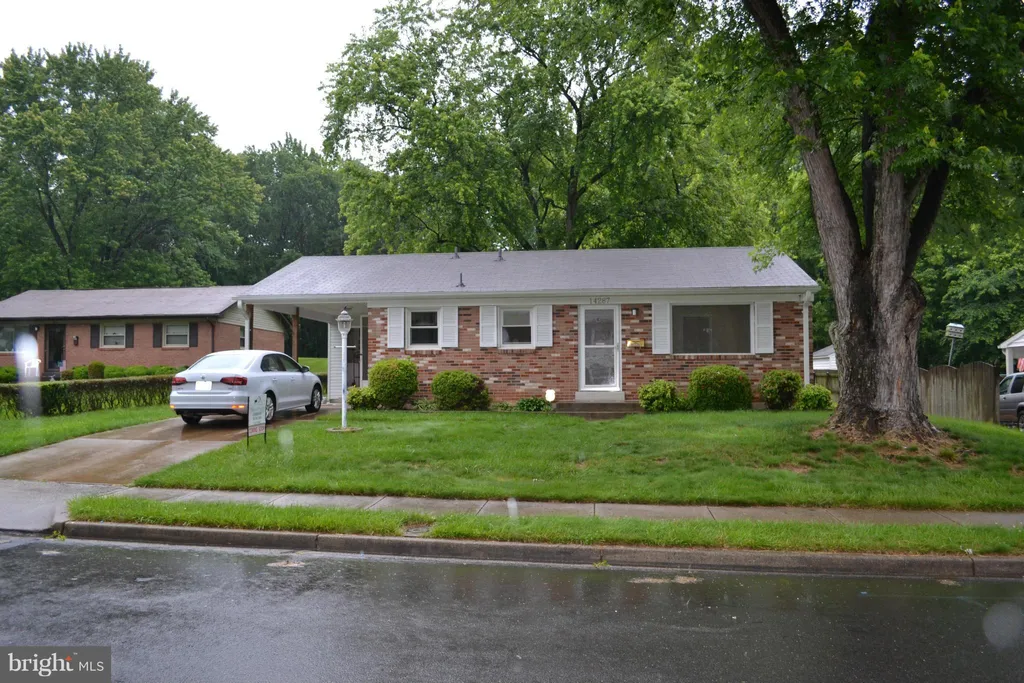 14287 Fontana Court, Woodbridge, VA 22193