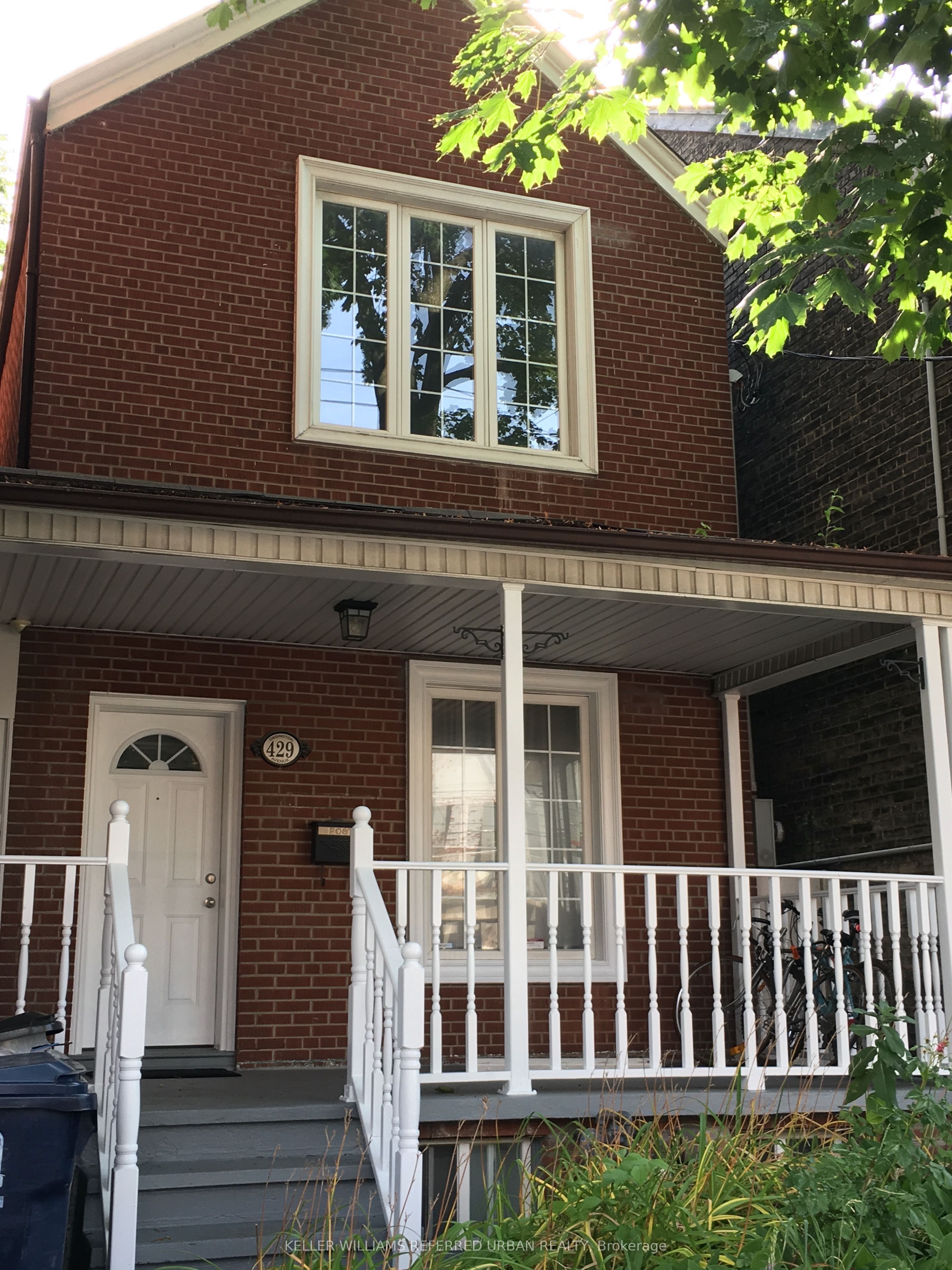 Upper-429 Ossington Avenue, Toronto, ON, M6J 3A6