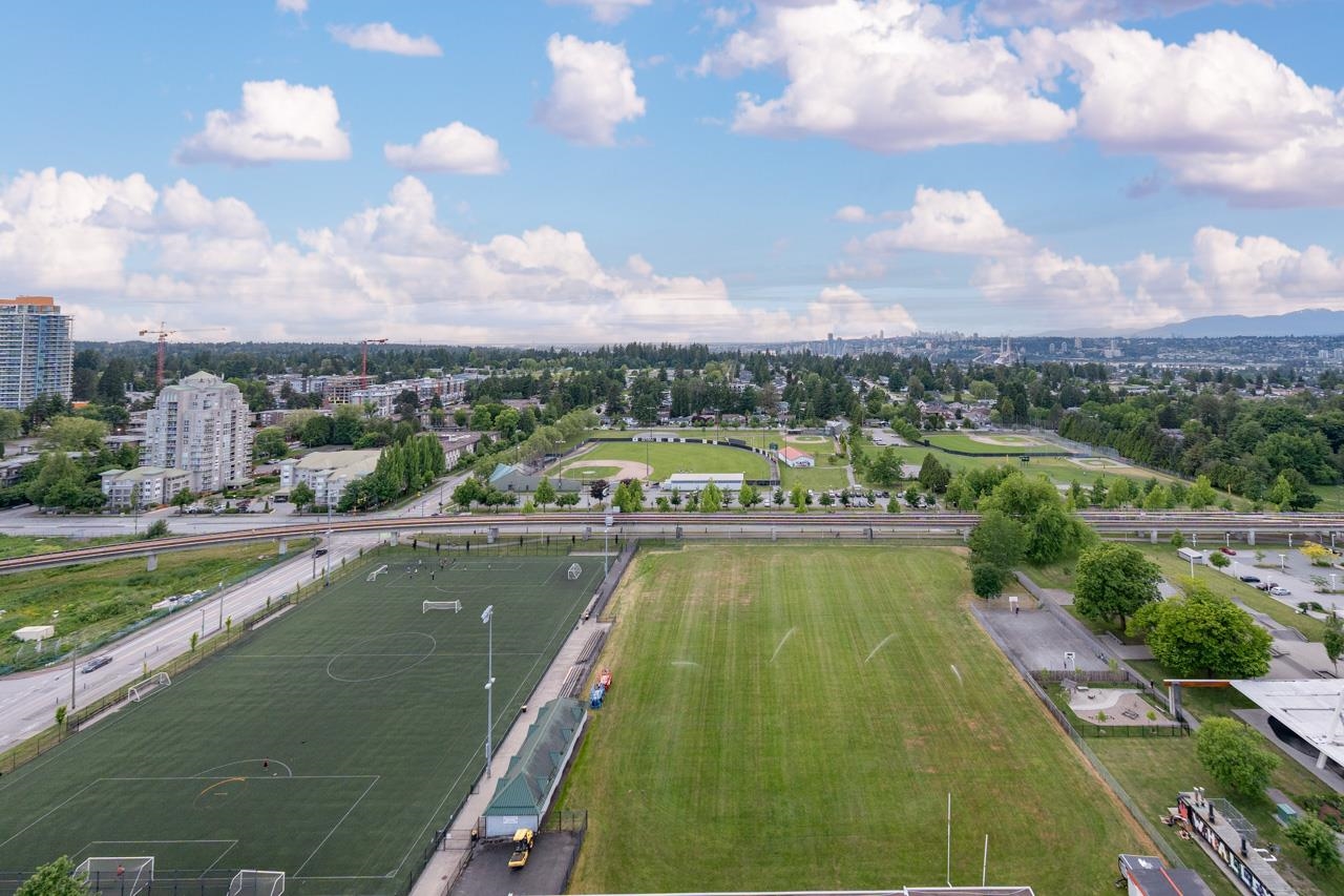 Additional image 5 of 1012-10626 City Parkway, Surrey, BC, V3T 0S3