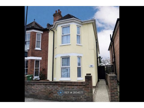 Malmesbury Road, Southampton SO15