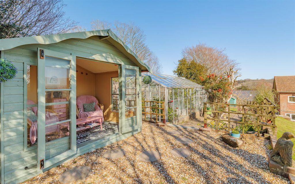 Additional image 26 of 6 bed detached house for saleNewport, Isle Of Wight PO30