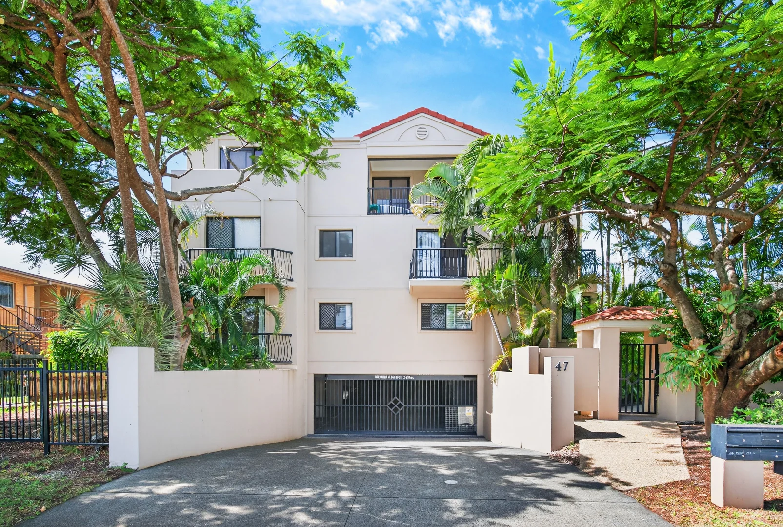 Additional image 18 of 4/47 Bayview Street, Runaway Bay QLD 4216
