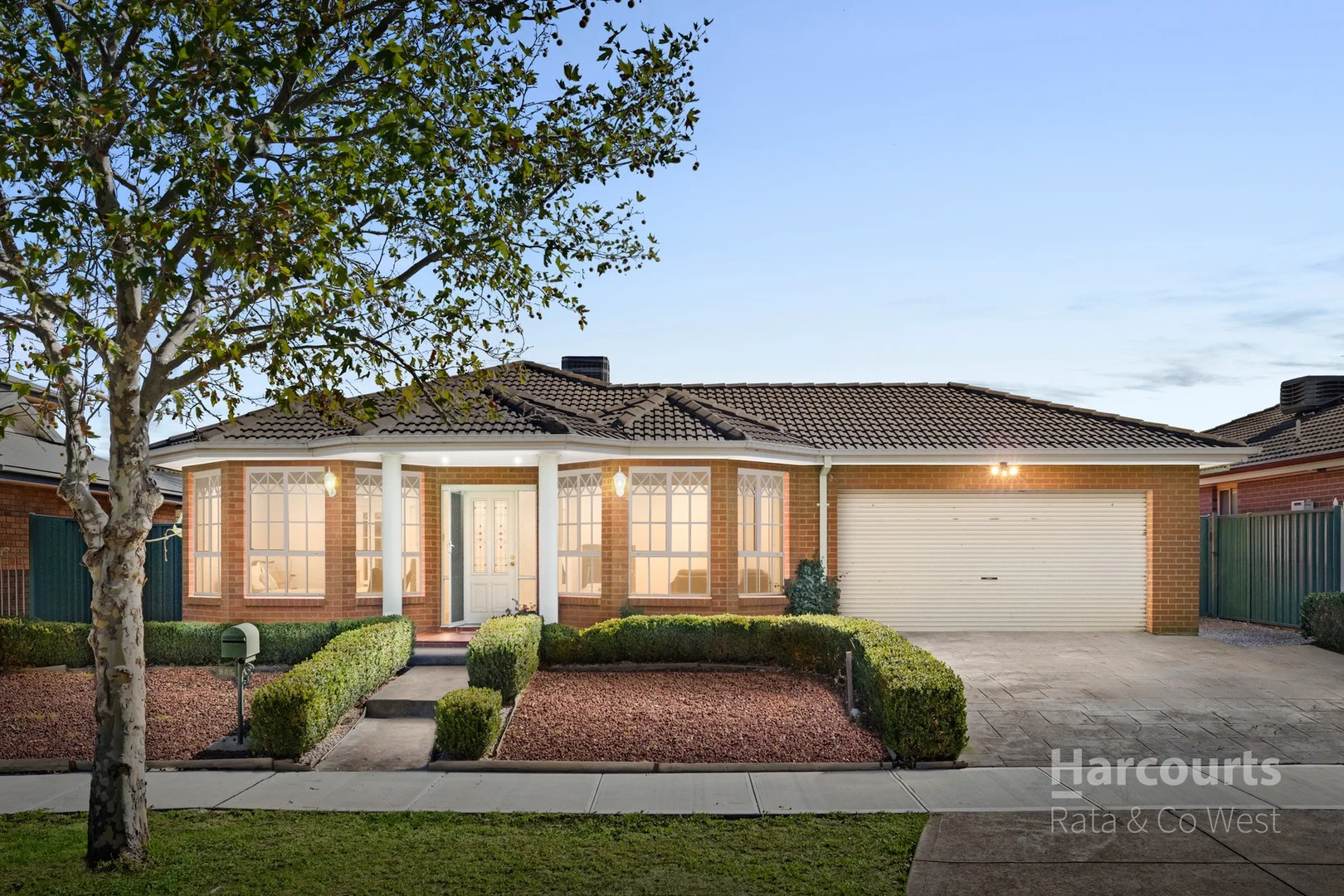 265 Westwood Drive, Burnside VIC 3023