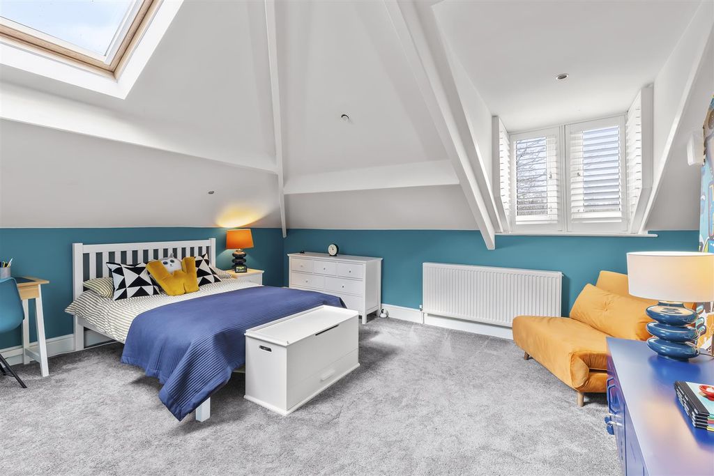 Additional image 21 of 5 bed semi-detached house for saleGrove Road, Ilkley LS29