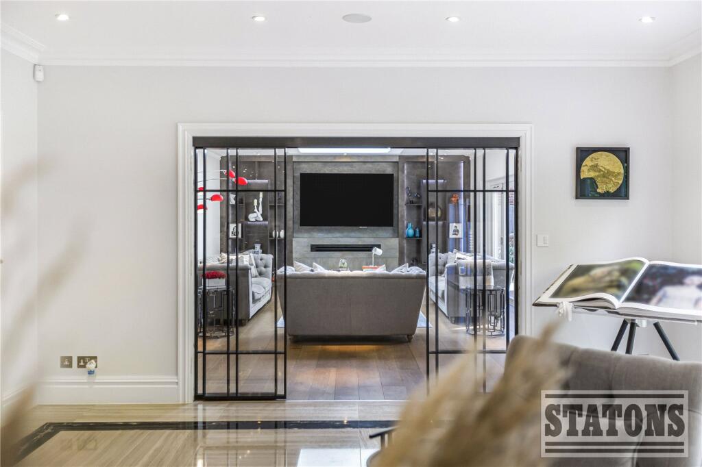 Additional image 15 of Kentish Lane, Brookmans Park, Hertfordshire, AL9