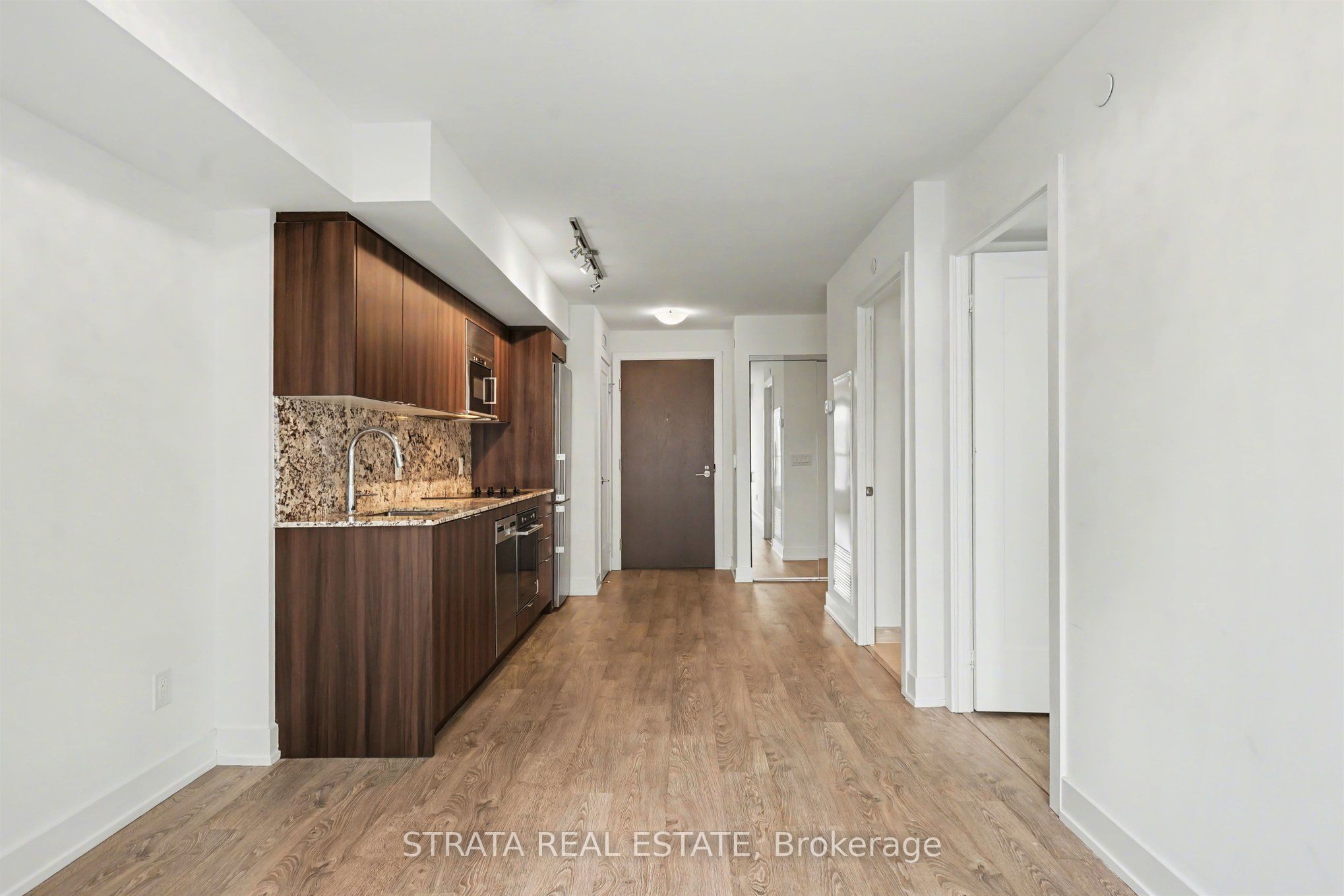 Additional image 5 of 732-5 Mabelle Avenue, Toronto, ON, M9A 0C8