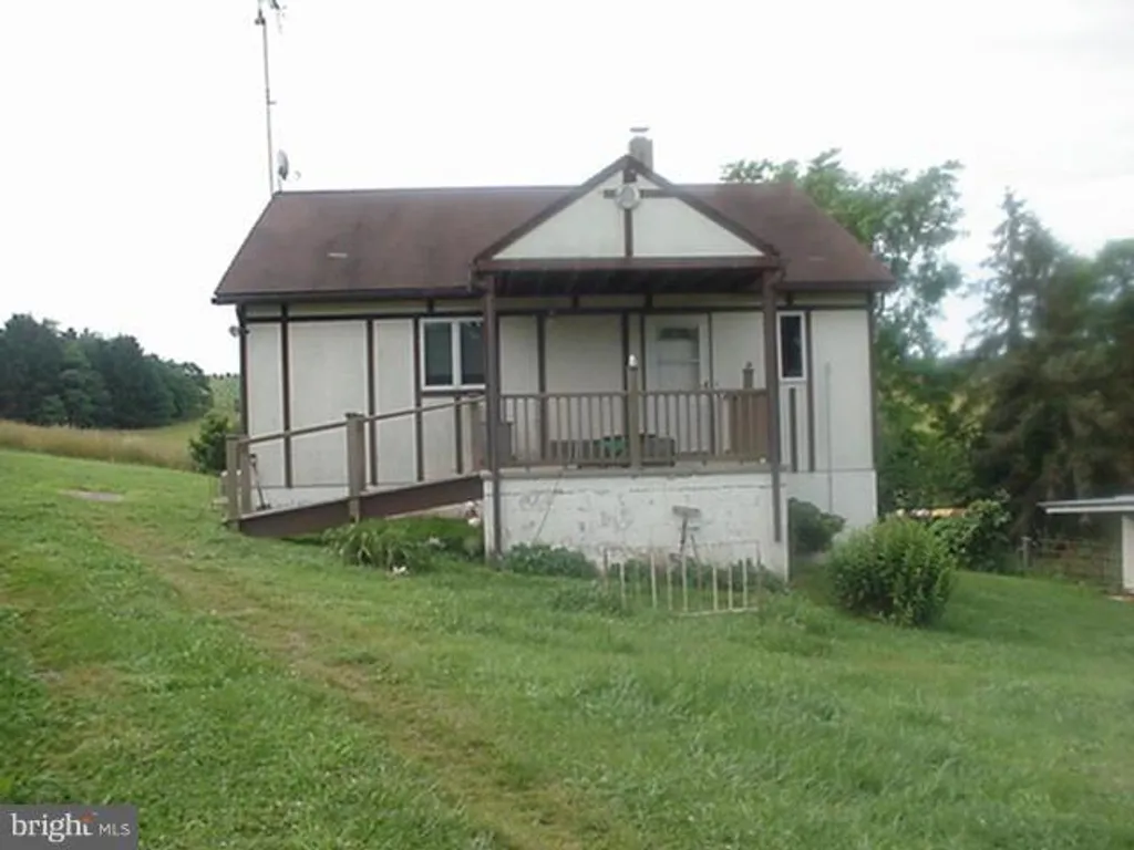 1051 Longview Farm Lane, Augusta, WV 26704