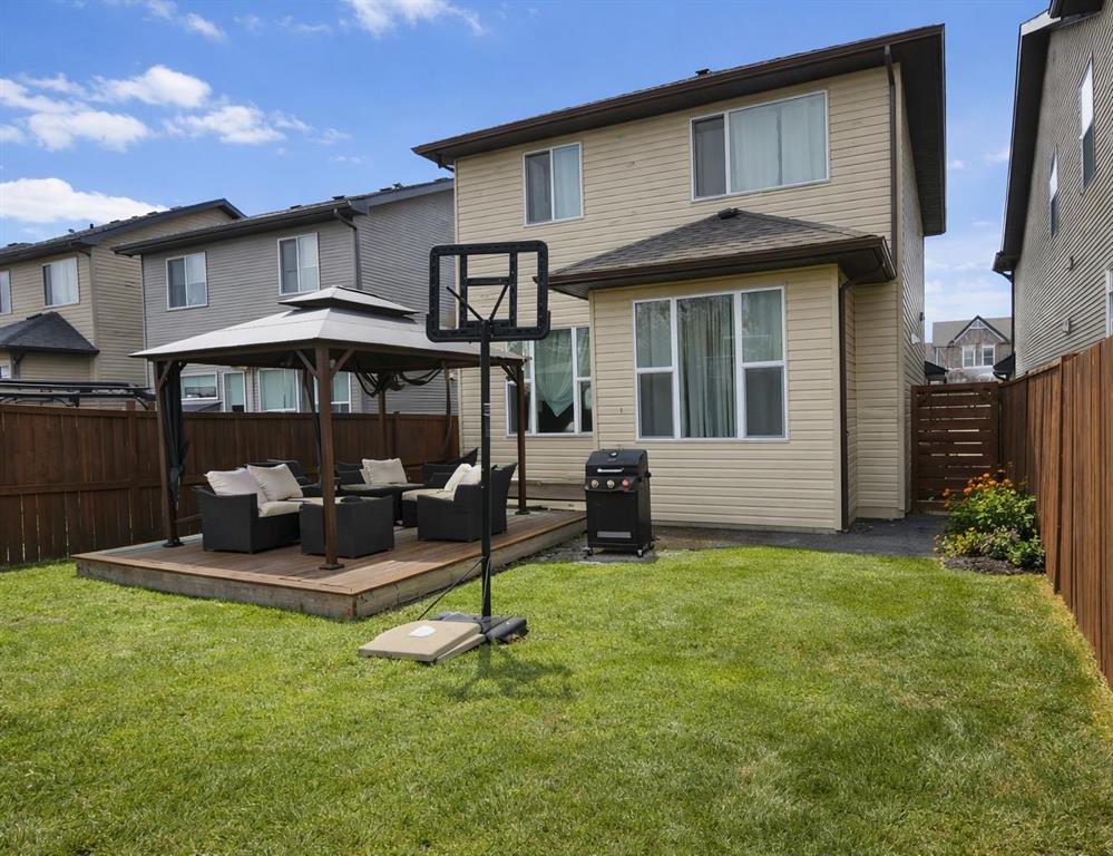 Additional image 2 of 1580 New Brighton Drive SE, Calgary, AB, T2Z 0P8