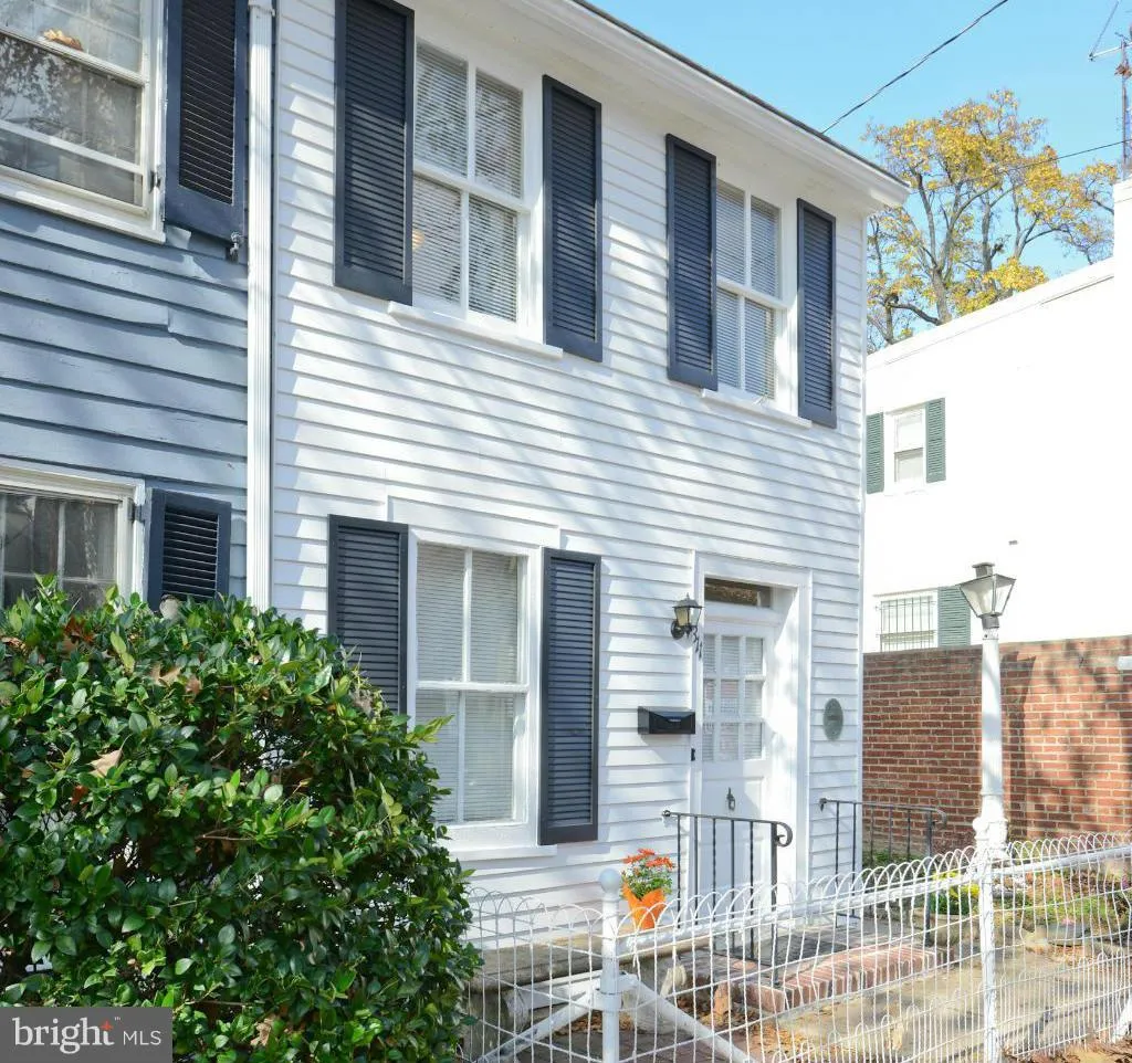 311 Royal Street S, Alexandria, VA 22314