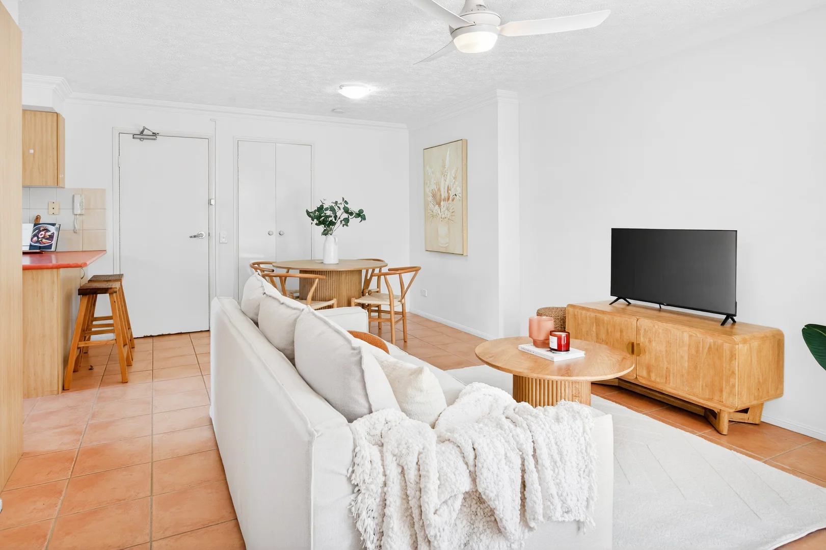Additional image 7 of 4/47 Bayview Street, Runaway Bay QLD 4216