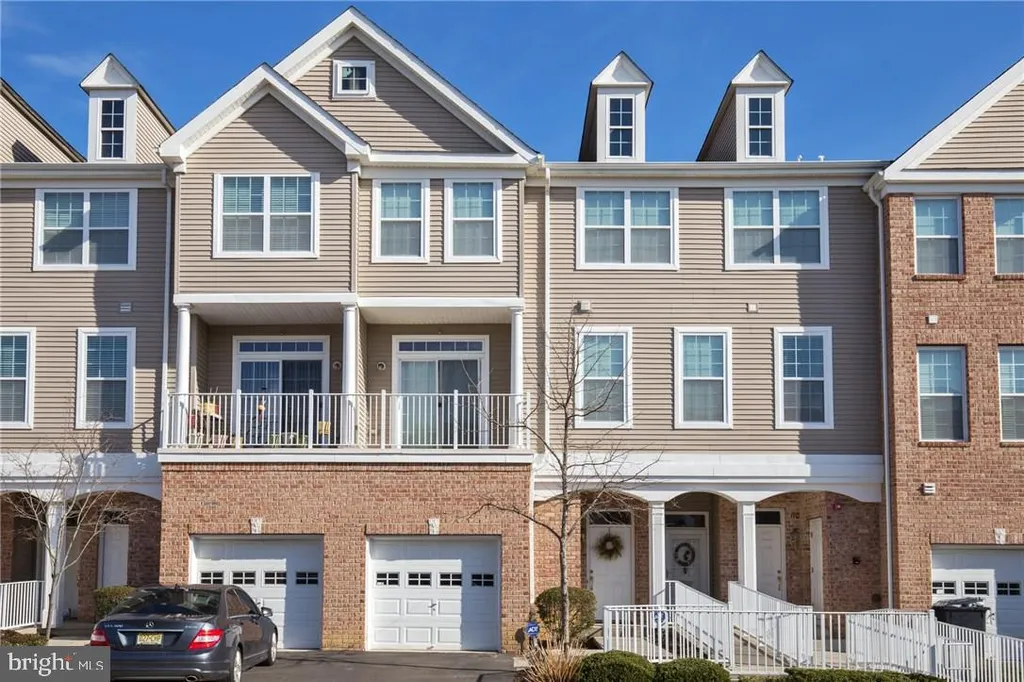 114 Bryce Lane Unit 806, Manahawkin, NJ 08050