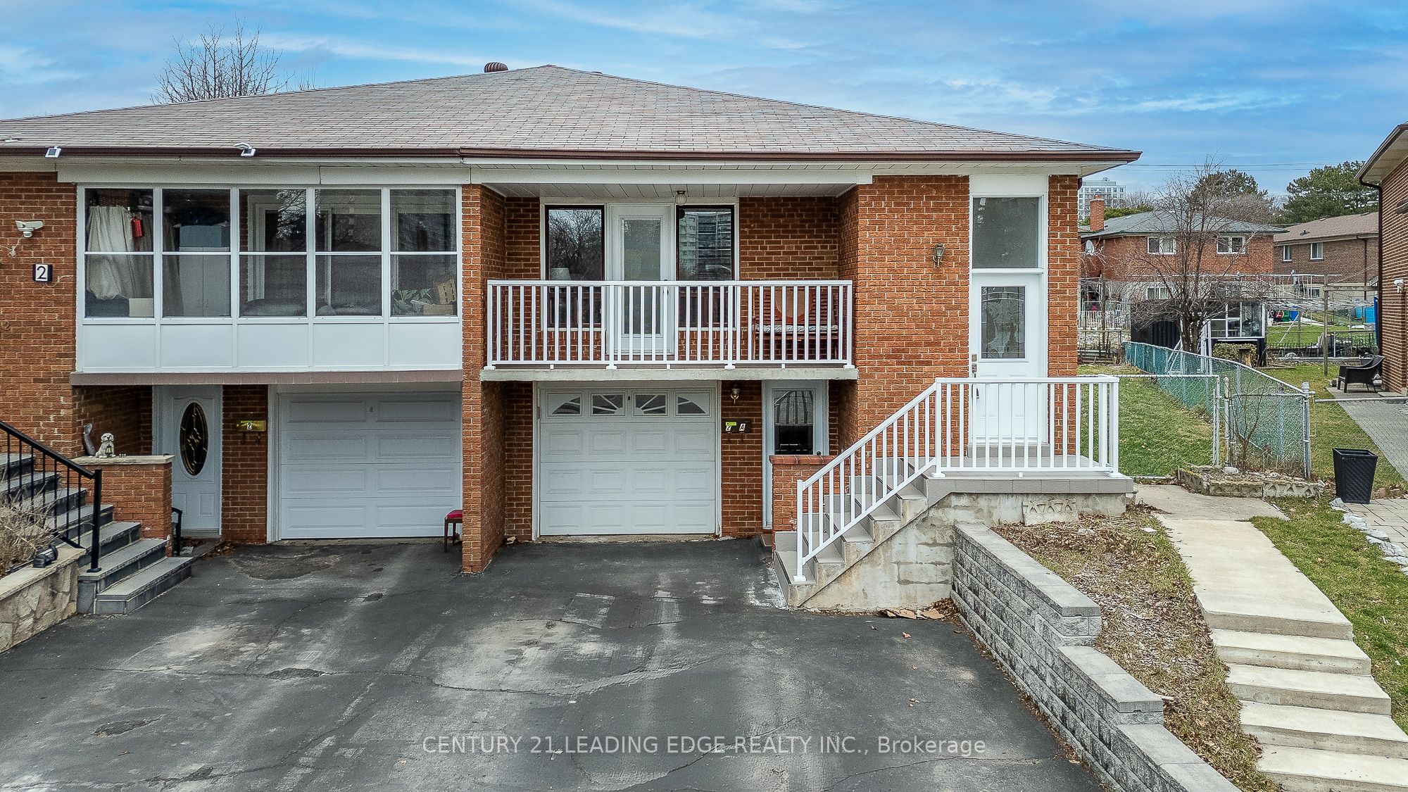 2A Fairglen Avenue, Toronto, ON, M1T 1G7