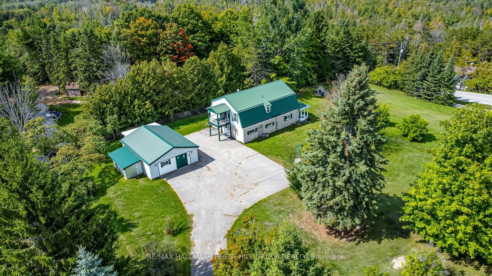 8064 9th Line, Essa, ON, L0L 2N0