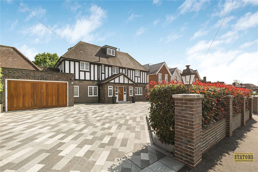 Brookmans Avenue, Brookmans Park, Hertfordshire, AL9
