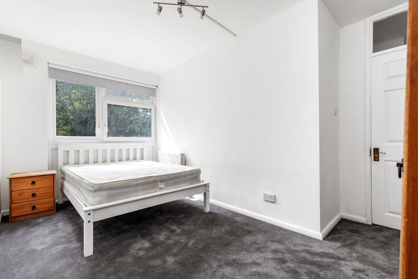 4 Bed Flat, Aveline Street, SE11, N1 7GU photo 5