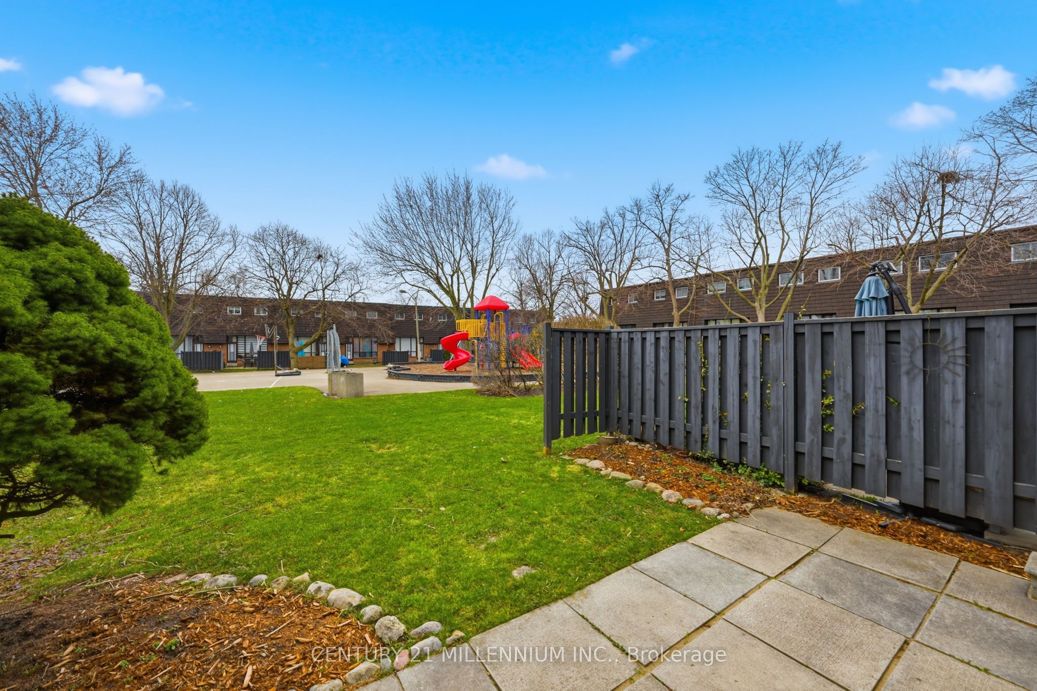Additional image 2 of 107 Darras Court, Brampton, ON, L6T 1W7