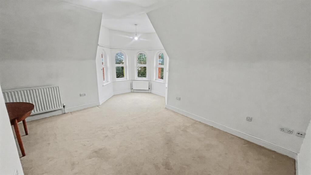 Additional image 3 of Lodge House, Moseley