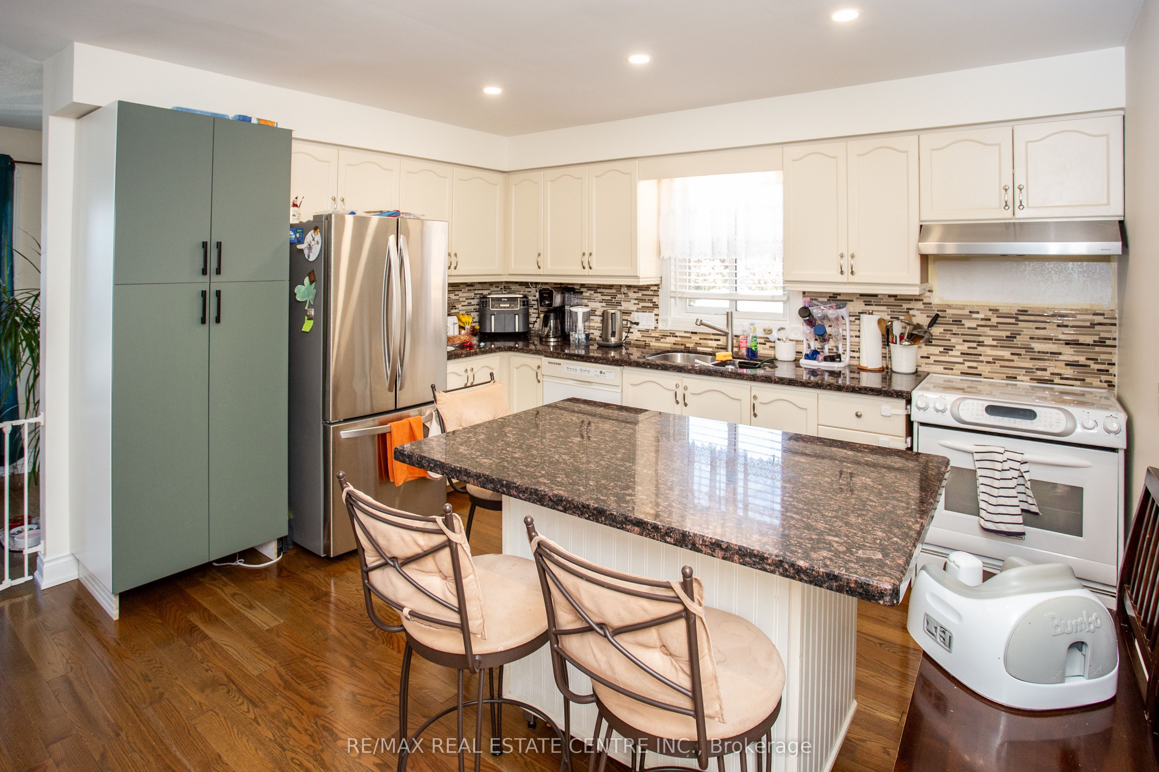 Additional image 2 of 4386 Curia Crescent, Mississauga, ON, L4Z 2X3