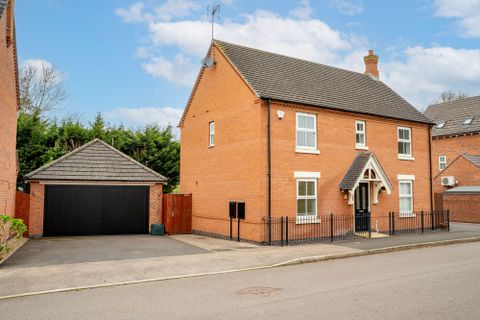 Circuit Drive, Long Eaton NG10