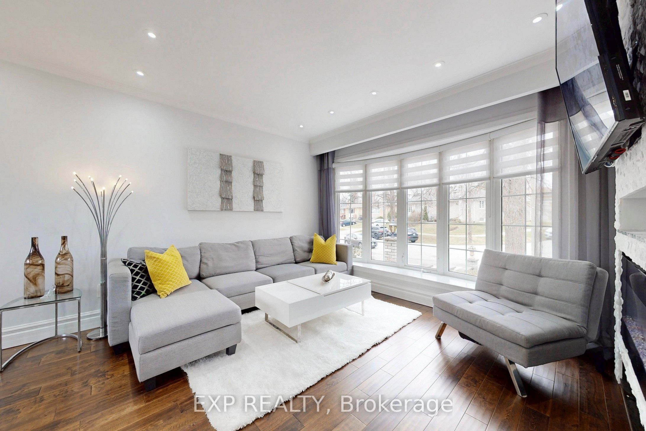 Additional image 5 of 25 Mcmanus Road, Toronto, ON, M9P 2J9