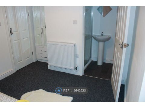 South Road, Erdington, Birmingham B23, Room to rent