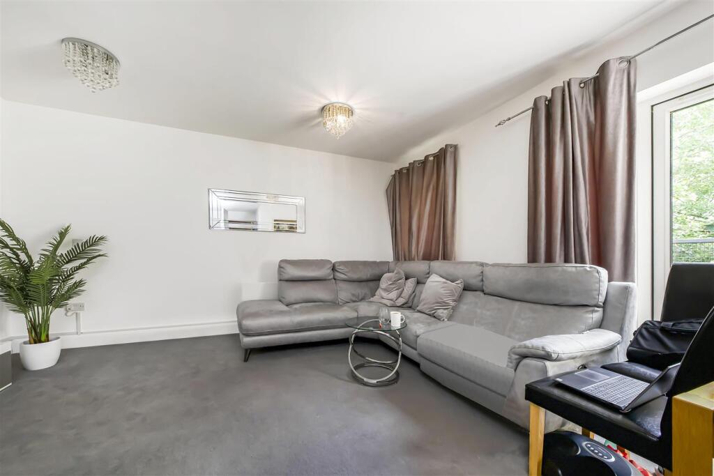 Additional image 2 of Gateway Court, Bricket Wood, St. Albans