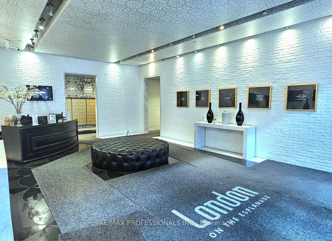 Additional image 4 of 1208 Furnish-38 The Esplanade N/a, Toronto, ON, M5E 1A5