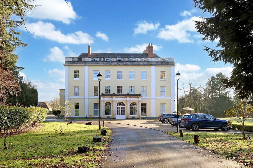 Additional image 5 of 3 bed flat for saleWesthorpe Park, Marlow, Buckinghamshire SL7