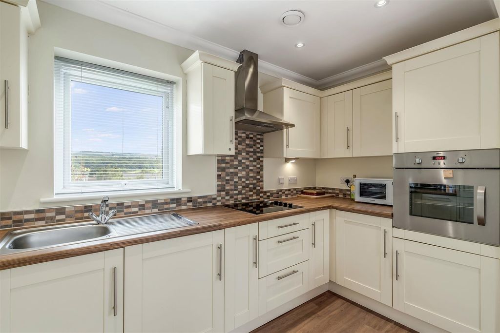 Additional image 5 of 1 bed flat for saleValley Drive, Ilkley LS29