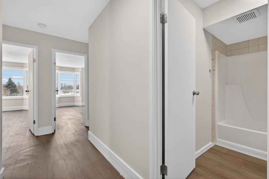 Additional image 5 of 315-335 Garry Crescent NE, Calgary, AB, T2K 5X1