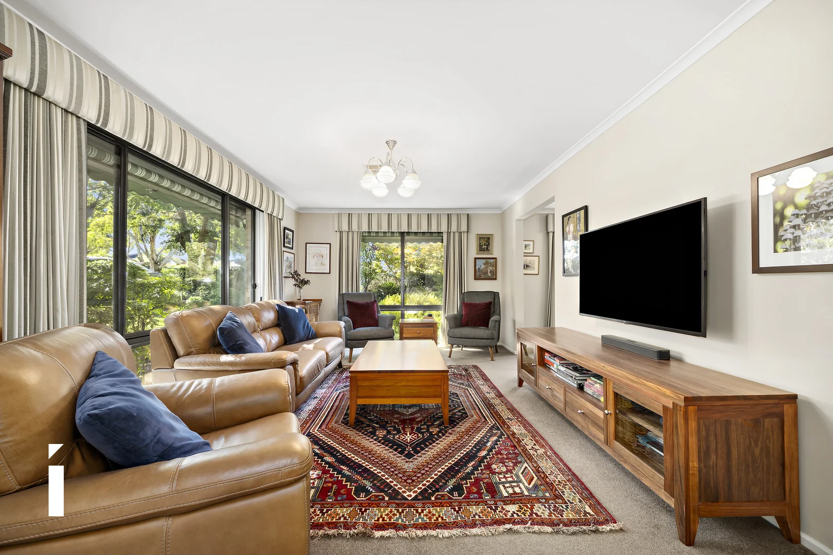 25 Khull Crescent, Kambah ACT 2902 photo 2